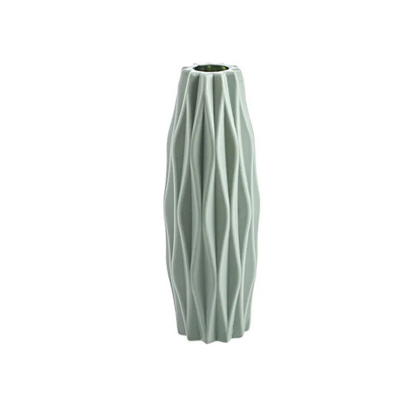White Nordic-Style Imitation Ceramic Vase – Minimalist Decorative Flowerpot