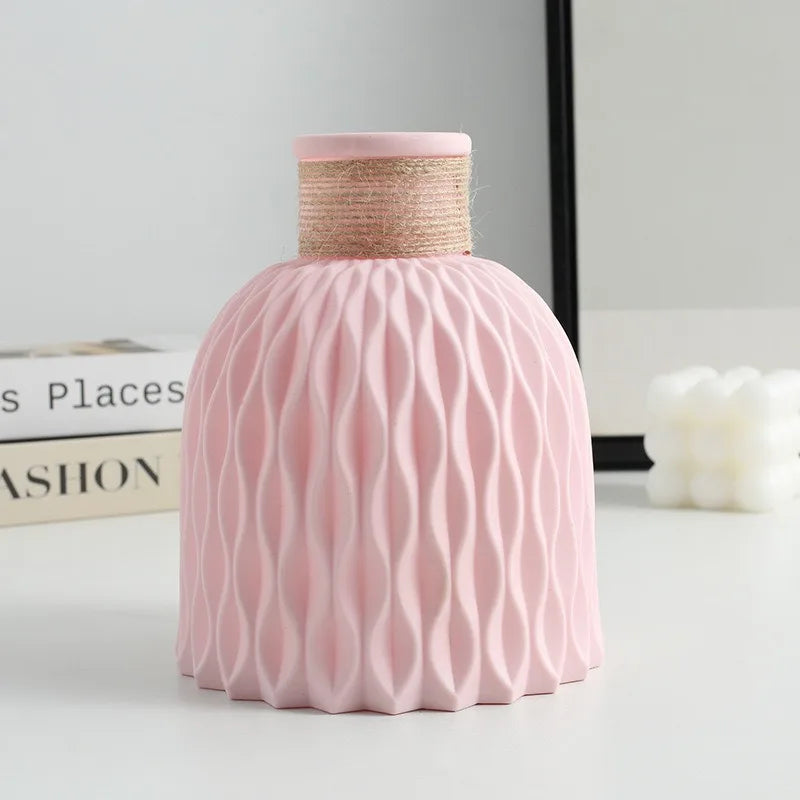 Pineapple Pattern Ceramic-Look Vase โ Chic Twine Texture Plastic Floral Accent ๐ฟ