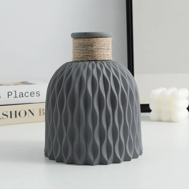 Pineapple Pattern Ceramic-Look Vase โ Chic Twine Texture Plastic Floral Accent ๐ฟ