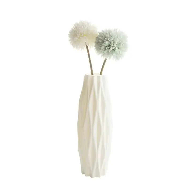 White Nordic-Style Imitation Ceramic Vase – Minimalist Decorative Flowerpot