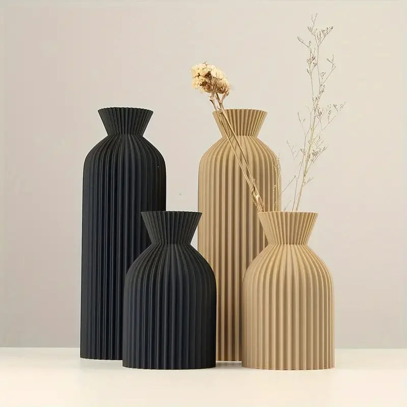 Elegant Black 3D-Printed Vase – Boho Chic Accent for Home & Office Decor 🪴