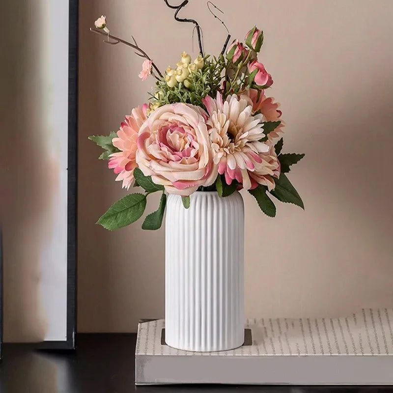 Chic Striped Ceramic-Look Vase – Durable Plastic Floral Display for Modern Spaces