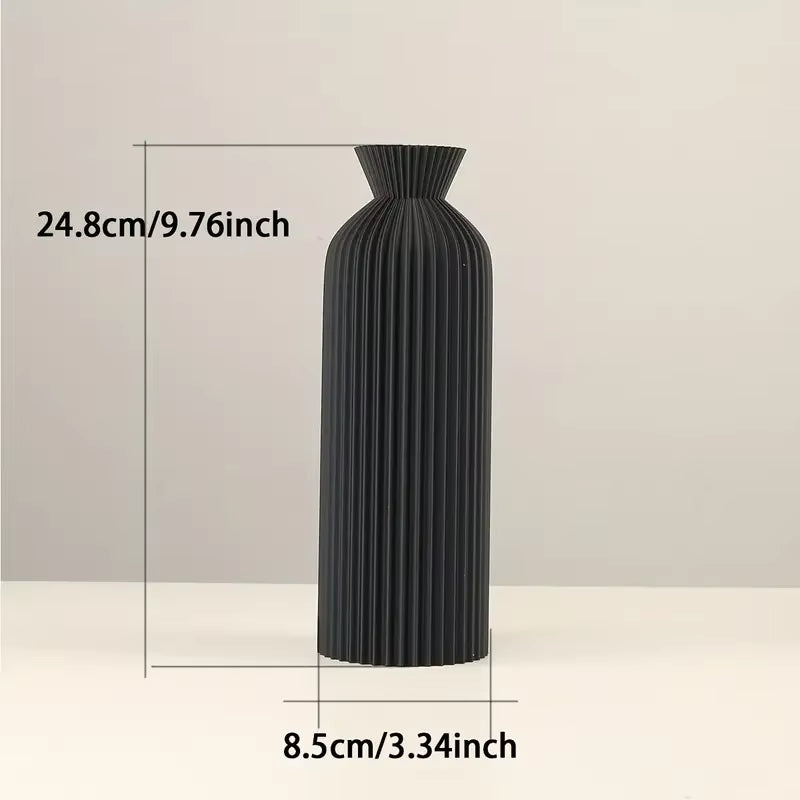 Elegant Black 3D-Printed Vase – Boho Chic Accent for Home & Office Decor 🪴